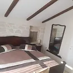 Casa Ladonja