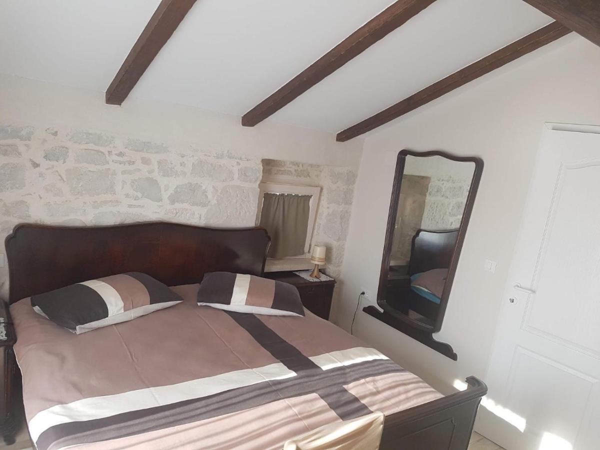 Casa Ladonja Holiday home *
